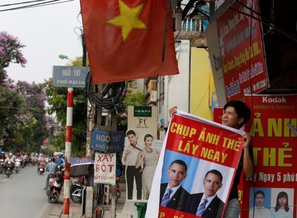 Bao quoc te dua tin ram ro Tong thong Obama tham Viet Nam-Hinh-2